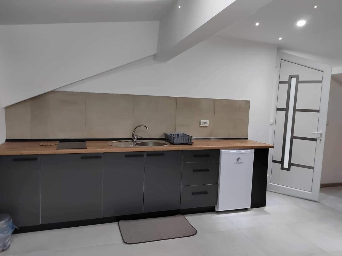 Anton Lux Apartment Kočani Luaran gambar