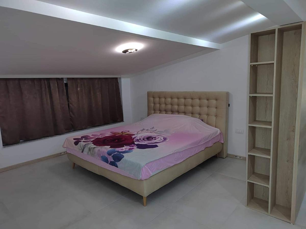 Anton Lux Apartment Kočani Luaran gambar